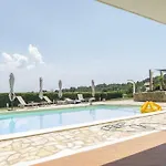 Con Piscina - 리보르노