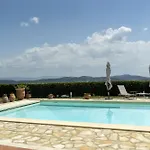 Con Piscina -