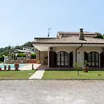Con Piscina -