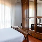 빌라 Con Piscina - *
