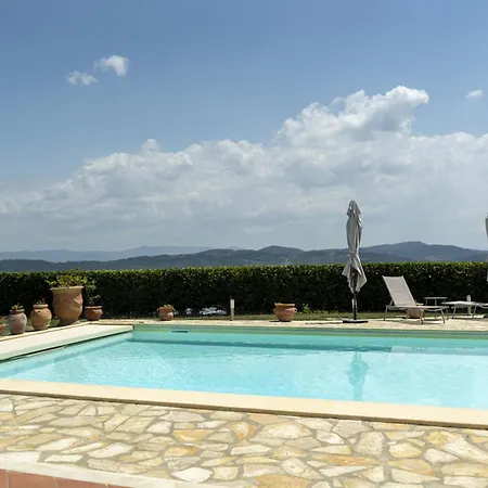 Con Piscina -